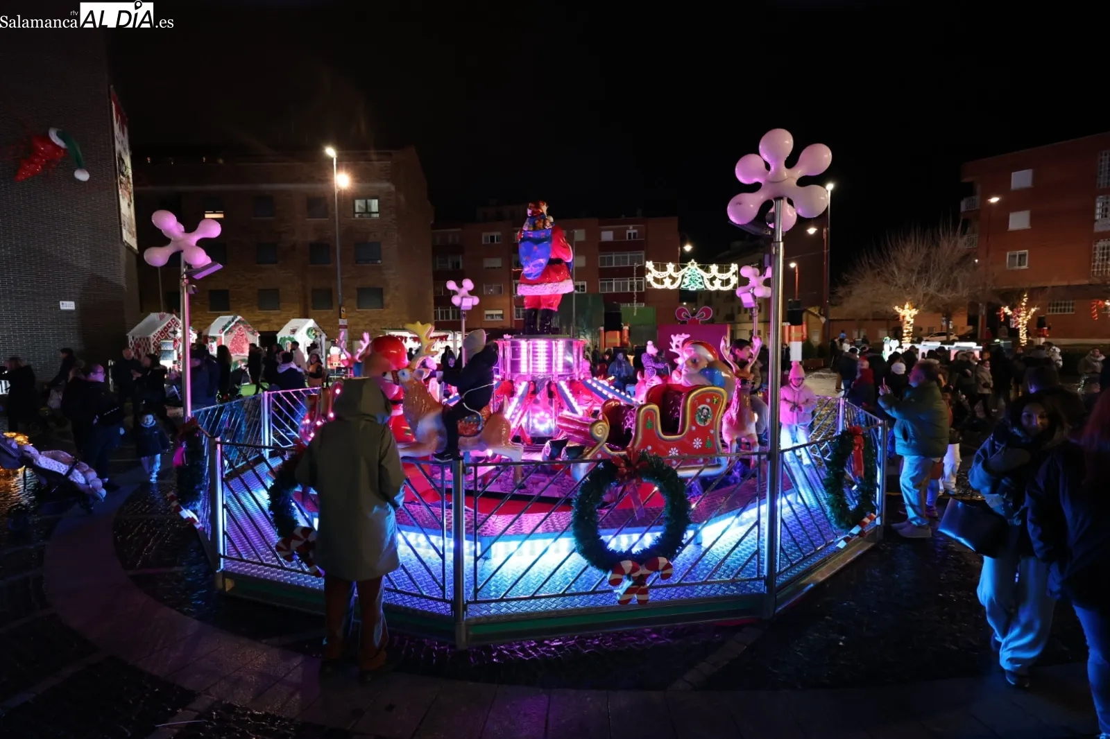 Santa Marta estrena su Navidad y da la bienvenida a su 'Villa Navideña' | FOTOS: David Sañudo 
