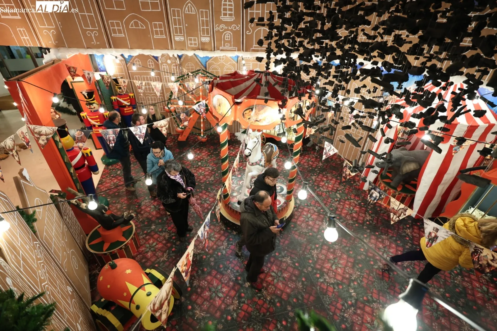 Santa Marta estrena su Navidad y da la bienvenida a su 'Villa Navideña' | FOTOS: David Sañudo 