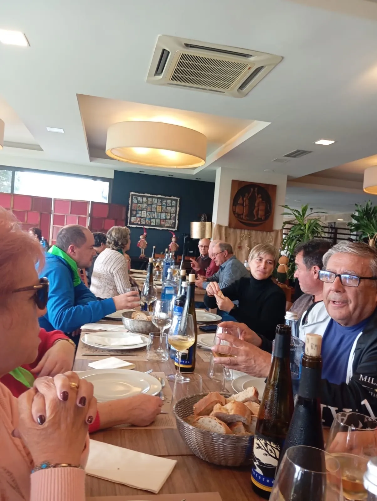 Foto 7 - La Asociaci&oacute;n San Miguel disfruta de un viaje cultural y festivo por Galicia