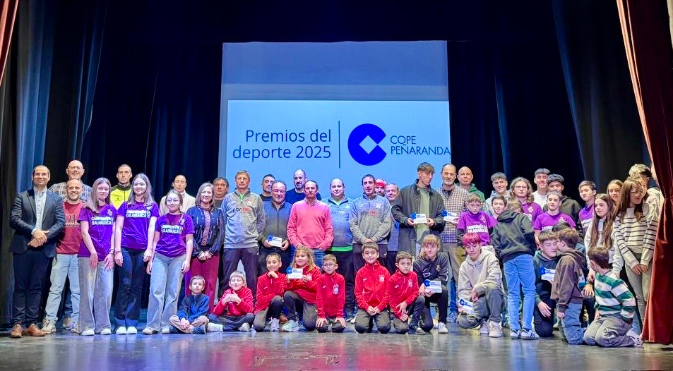 El Teatro Calderón acoge la entrega de los Premios del Deporte 2025 organizados por COPE Peñaranda