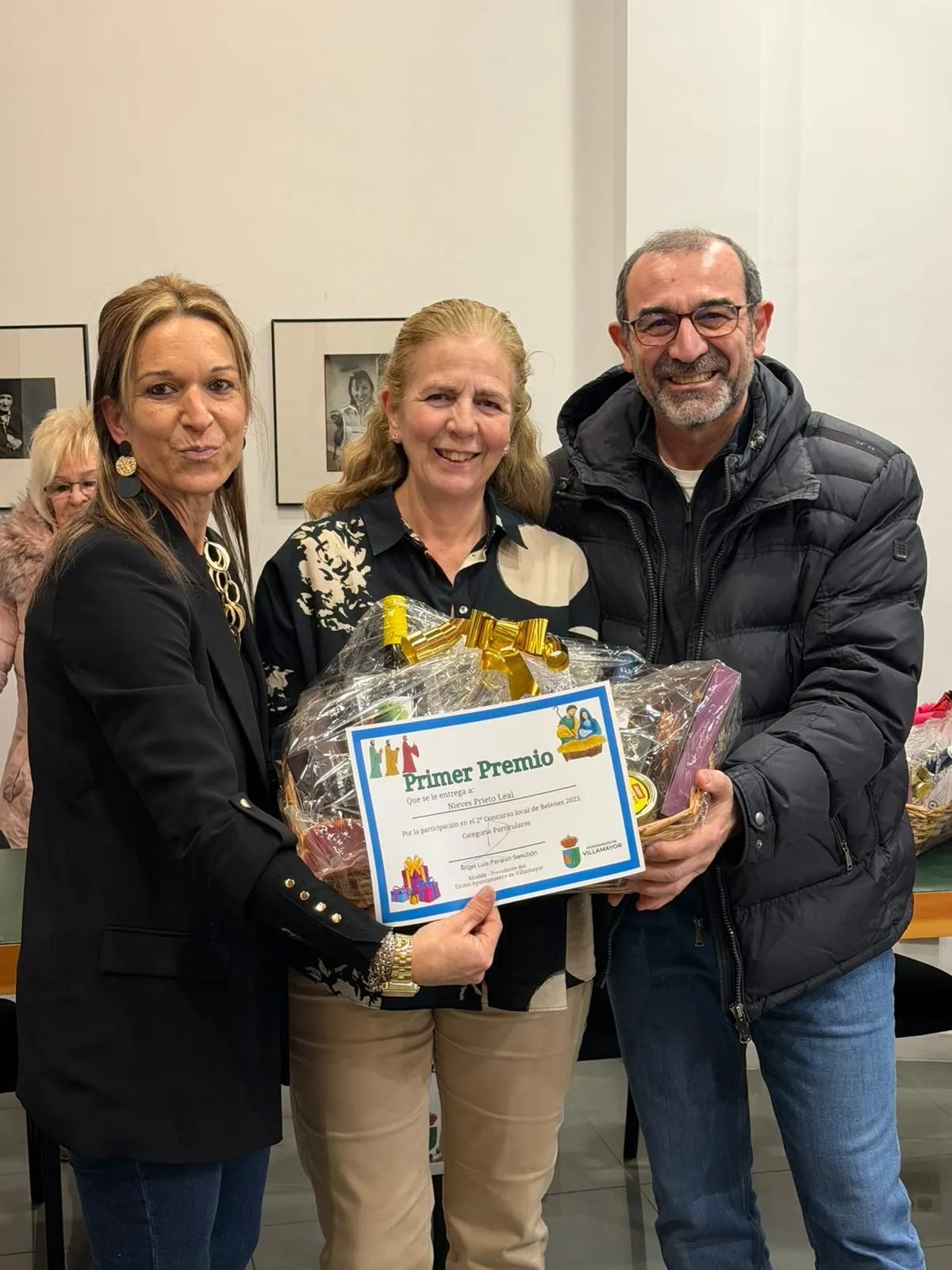 Foto 7 - Villamayor entrega los premios de los concursos de decoraci&oacute;n navide&ntilde;a y belenes tras una edici&oacute;n r&eacute;cord (Fotos)