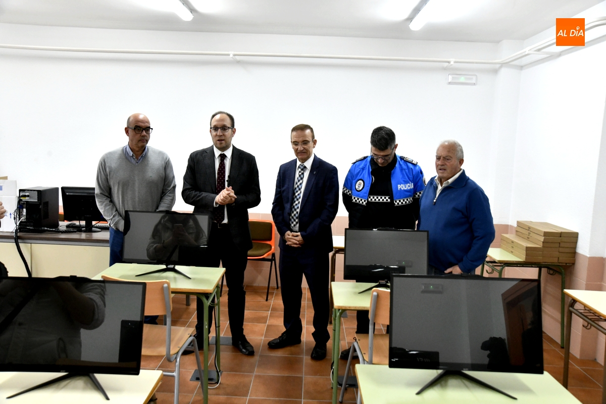 Ciudad Rodrigo digitaliza el examen de conducir: nueva aula de la DGT