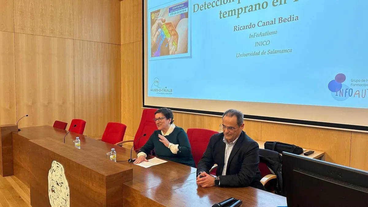 Ricardo Canal Bedia desgrana en la UPSA las claves del diagnóstico precoz del autismo. Foto UPSA