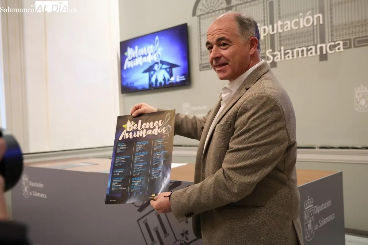 El diputado de Turismo, Juan Carlos Zaballos, en la presentación del circuito de Belenes Animados. Foto de David Sañudo