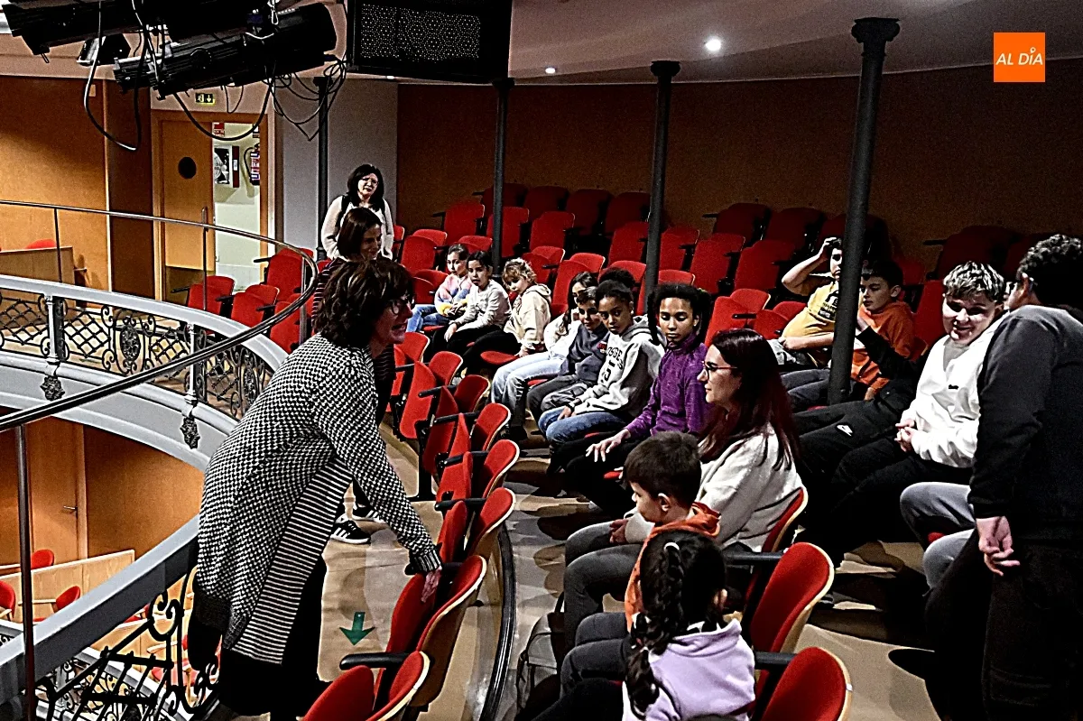 Niños del CRA Abadengo en la visita dinamizada 
