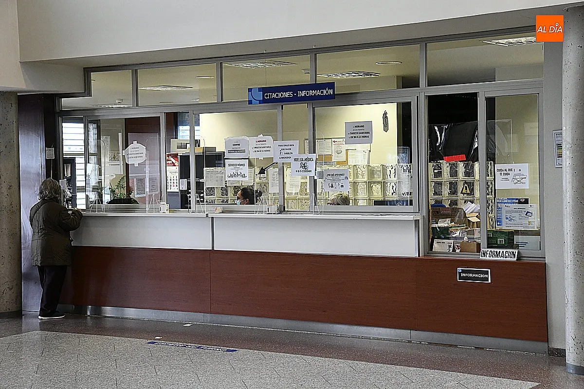 Foto 5 - El paro m&eacute;dico deja bajo m&iacute;nimos la asistencia en la comarca mirobrigense con servicios m&iacute;nimos garantizados