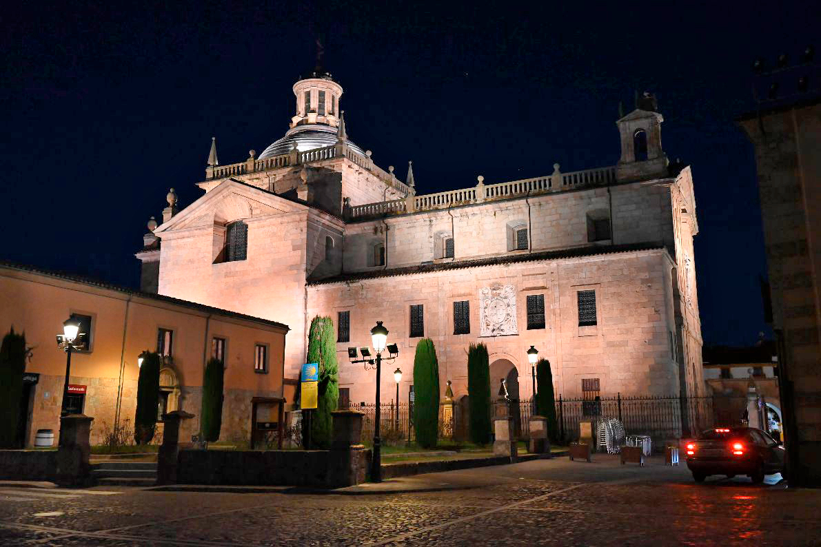 Ciudad Rodrigo renueva el alumbrado de su Catedral con led