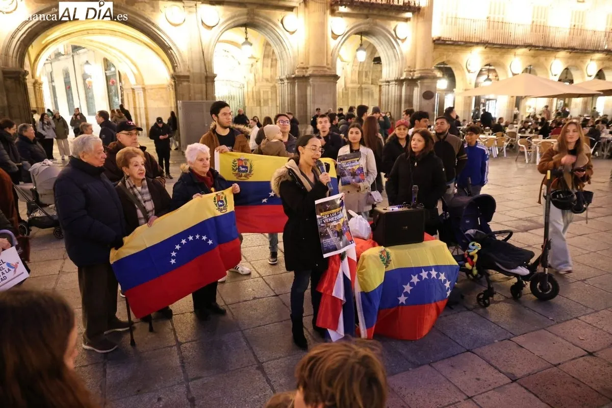 Concentración en la Plaza Mayor de Salamanca. Fotos: David Sañud