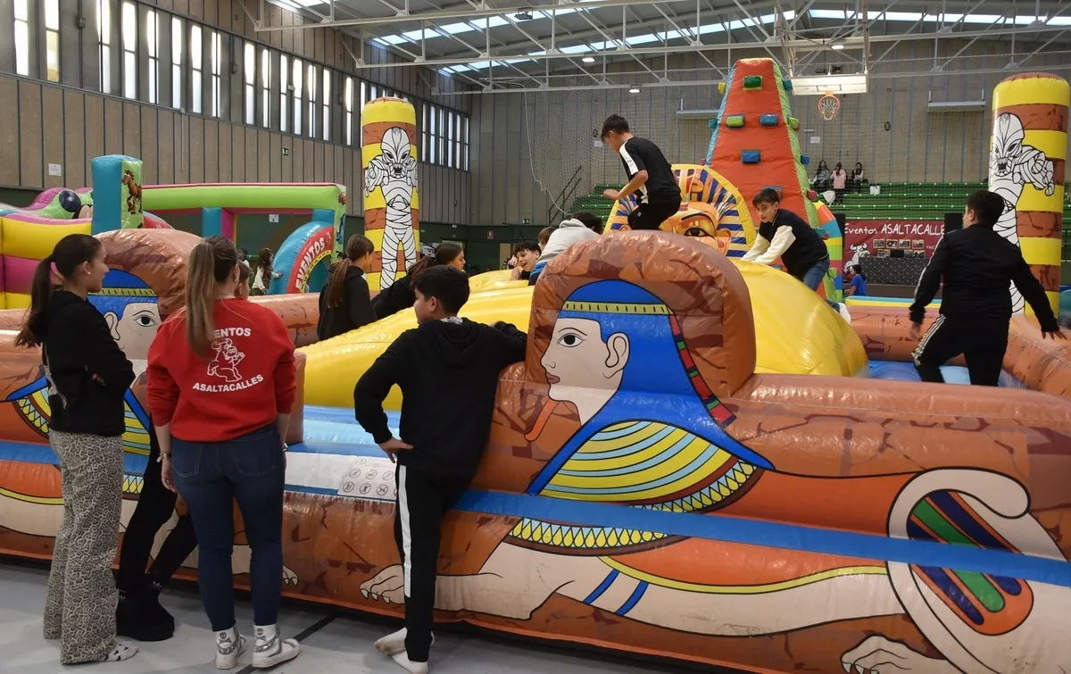 El Pabellón de de deportes de Avda. Conde Foxá se convertira´en un gran parque infantil en Navidad
