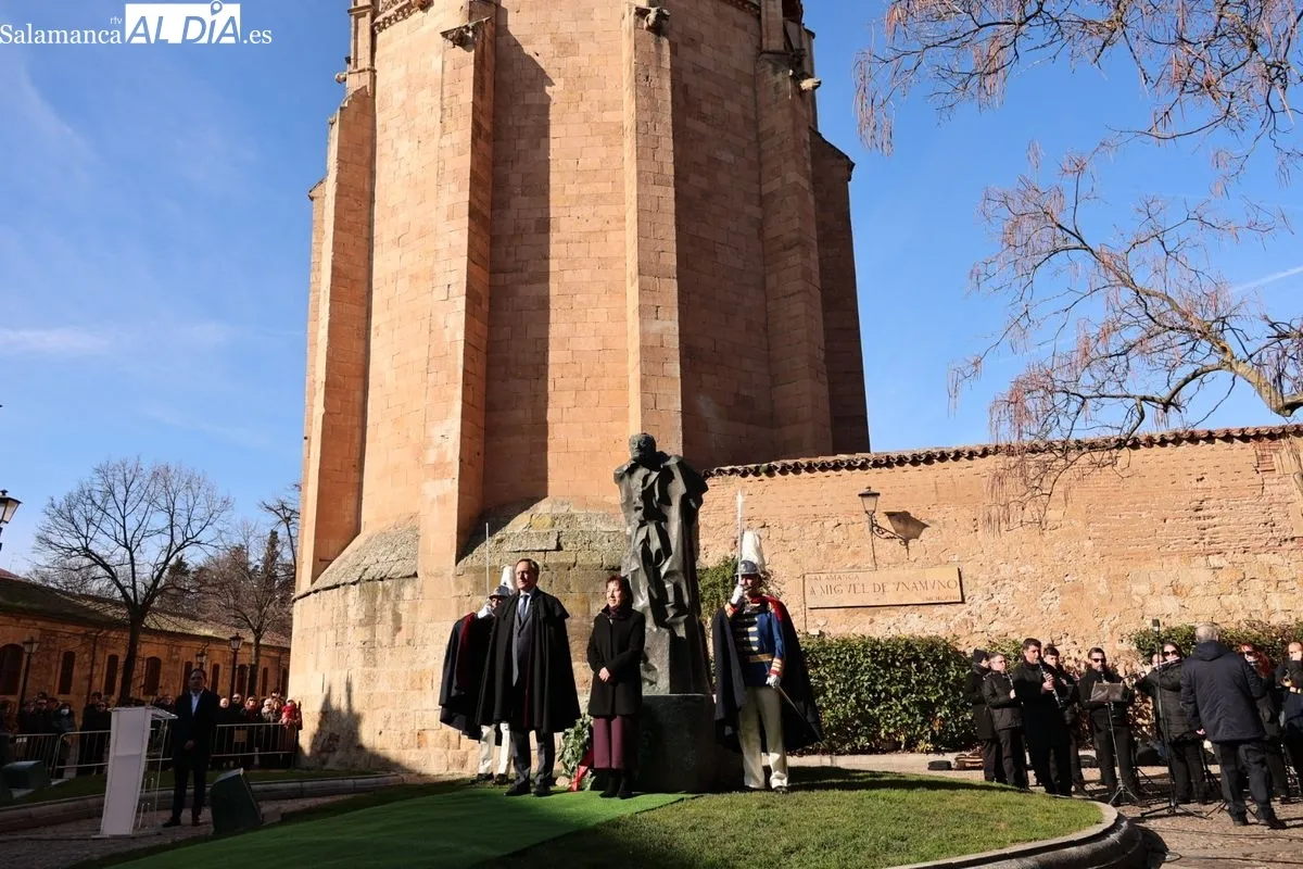 Salamanca rinde homenaje hoy a Miguel de Unamuno en el aniversario de su fallecimiento | FOTOS: David Sañudo 