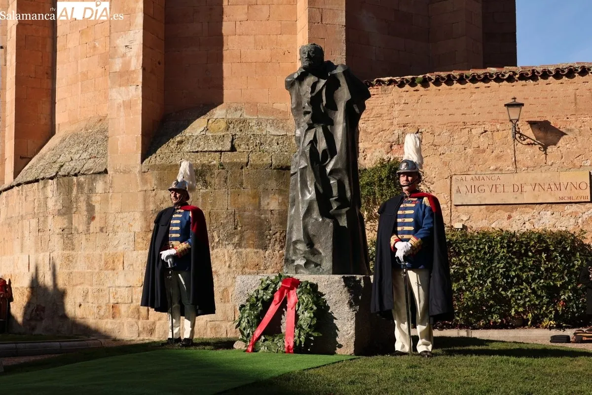 Salamanca rinde homenaje hoy a Miguel de Unamuno en el aniversario de su fallecimiento | FOTOS: David Sañudo 