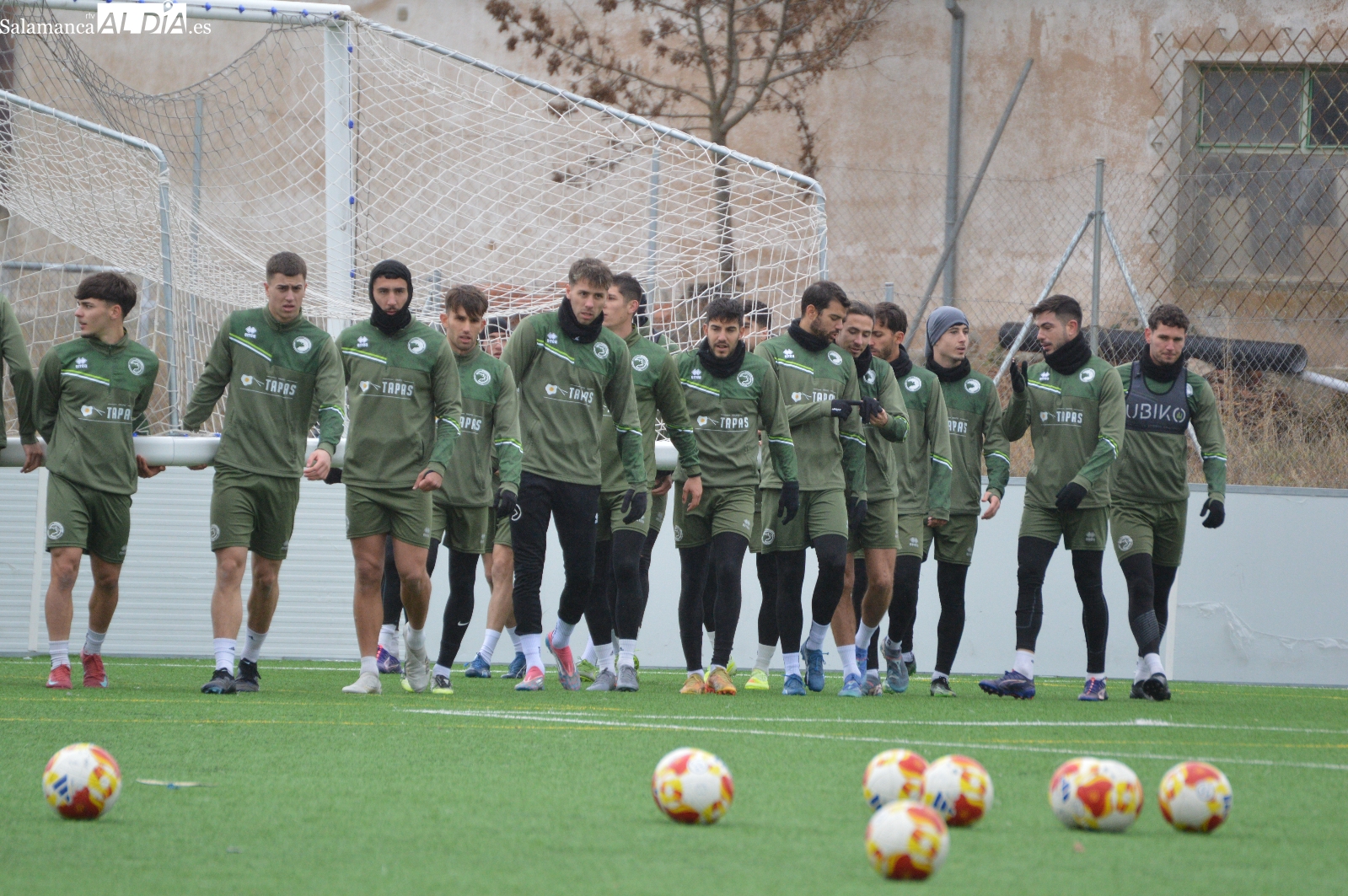FOTOS | Unionistas: Pere Marco, Abde y Ramiro trabajan con el grupo en un entrenamiento en el que Hugo y Prada pelean por el lateral zurdo