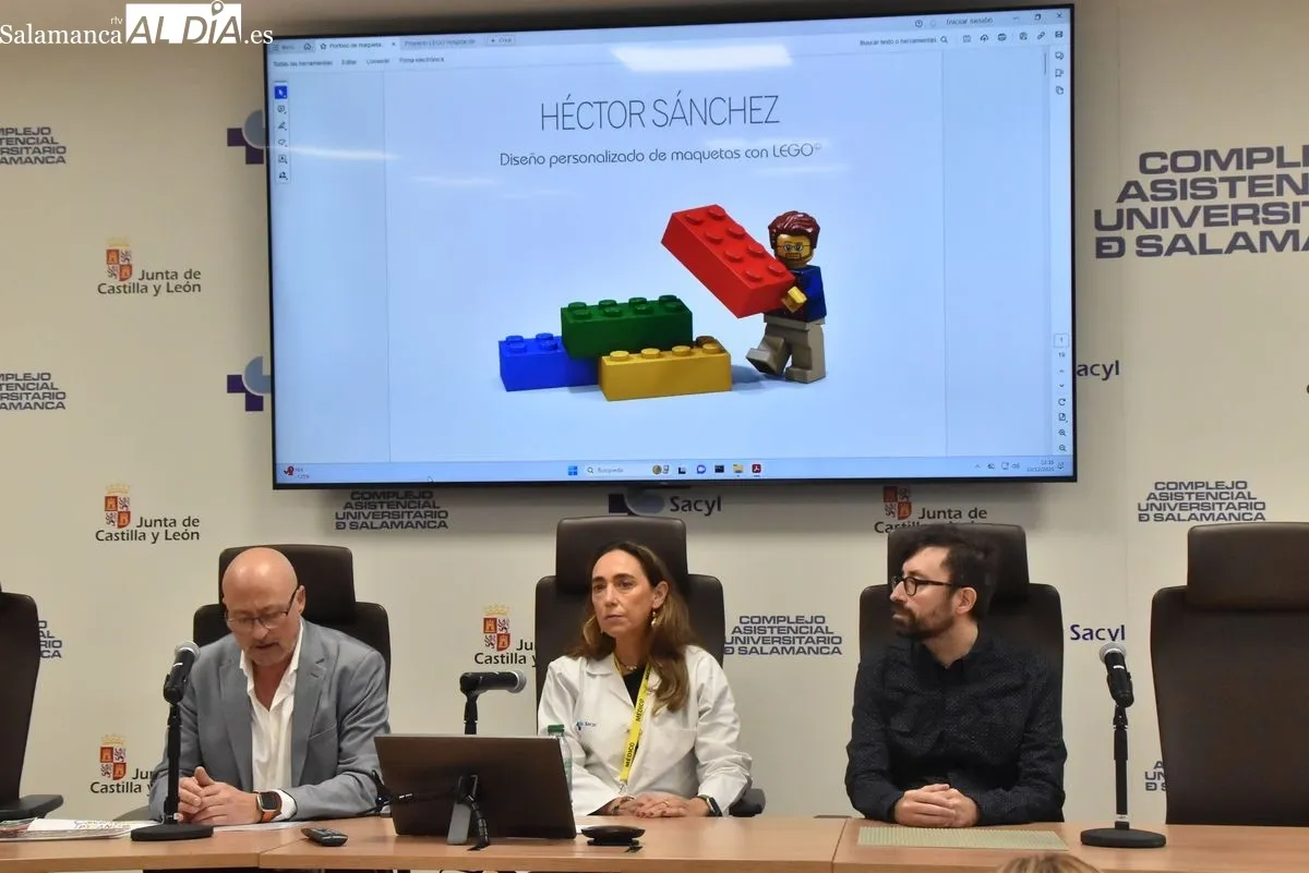 El Hospital de Salamanca recreará sus instalaciones en una gran maqueta de Lego para humanizar la atención pediátrica | FOTOS: Vanesa Martins 