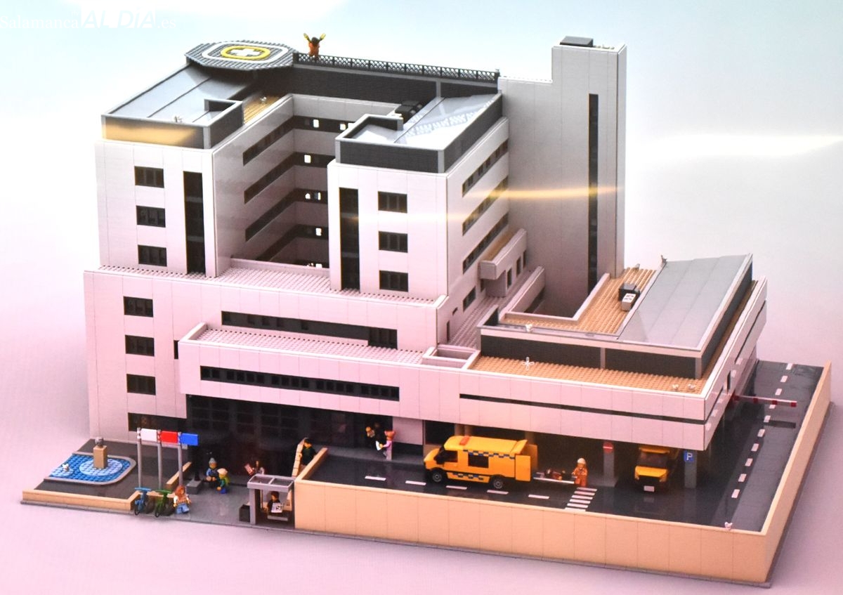 Hospital de Salamanca crea una maqueta de Lego para niños