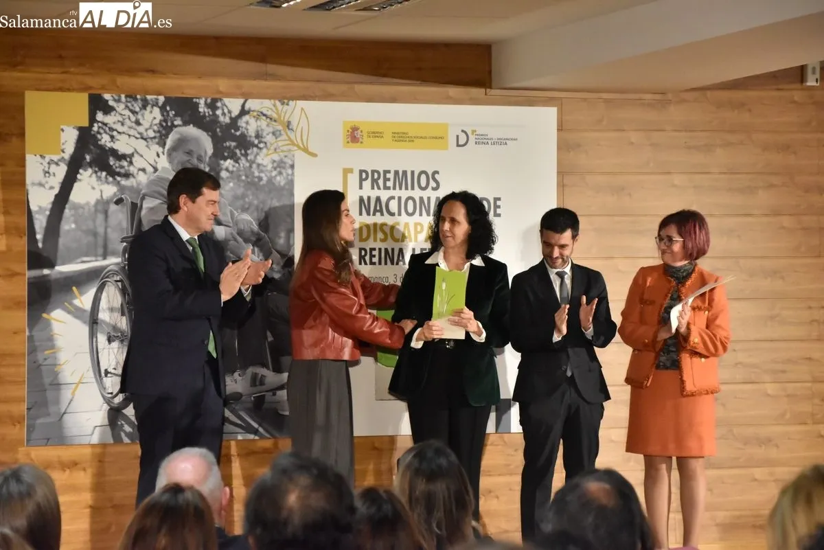 La Reina Letizia preside en Salamanca la entrega de los Premios Nacionales de Discapacidad | FOTOS: Vanesa Martins 