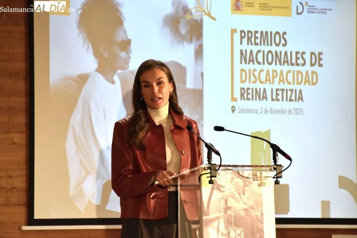 La Reina Letizia preside en Salamanca la entrega de los Premios Nacionales de Discapacidad | FOTOS: Vanesa Martins 