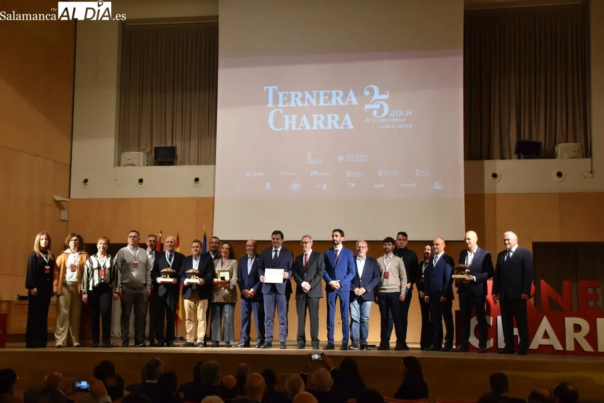 Ternera Charra conmemora sus 25 años de trayectoria con un gran acto en Salamanca | FOTOS: Vanesa Martins 