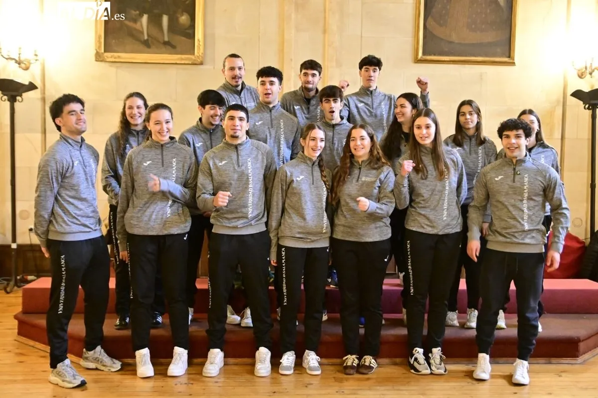 La Universidad de Salamanca (USAL) y el Club Baloncesto Avenida han presentado este martes el acuerdo de colaboración entre ambas entidades, así como los dos equipos, masculino y femenino, que militan en la 1ª División Nacional.