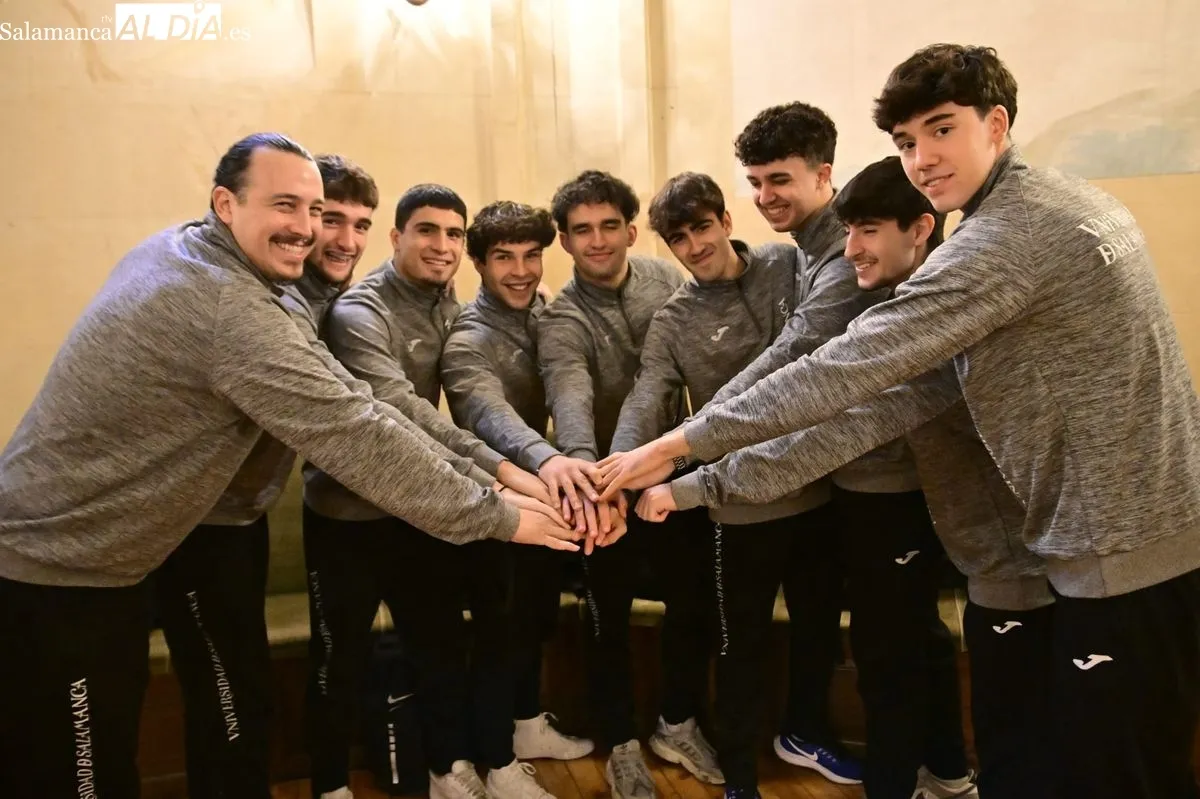 La Universidad de Salamanca (USAL) y el Club Baloncesto Avenida han presentado este martes el acuerdo de colaboración entre ambas entidades, así como los dos equipos, masculino y femenino, que militan en la 1ª División Nacional.