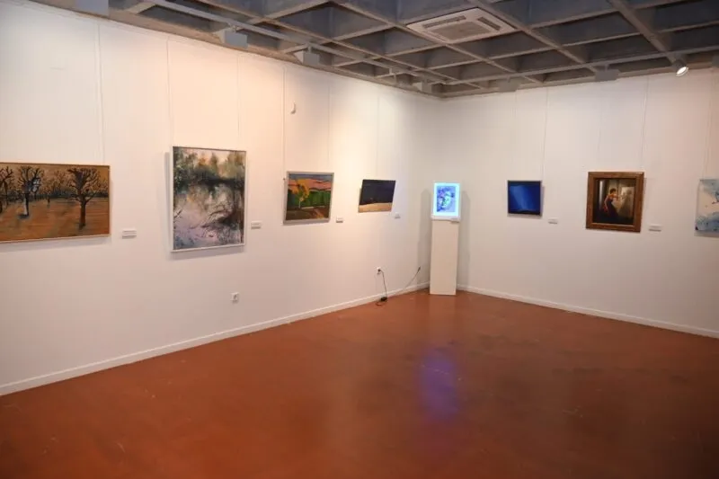 Foto 4 - La exposici&oacute;n 'Lienzos de Luz y Sombra' podr&aacute; visitarse en la Casa Municipal de Cultura hasta este domingo