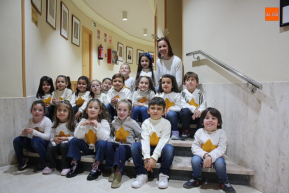 Función de Navidad de los alumnhos del CEIP Miróbriga en el Teatro Nuevo Fernando Arrabal 