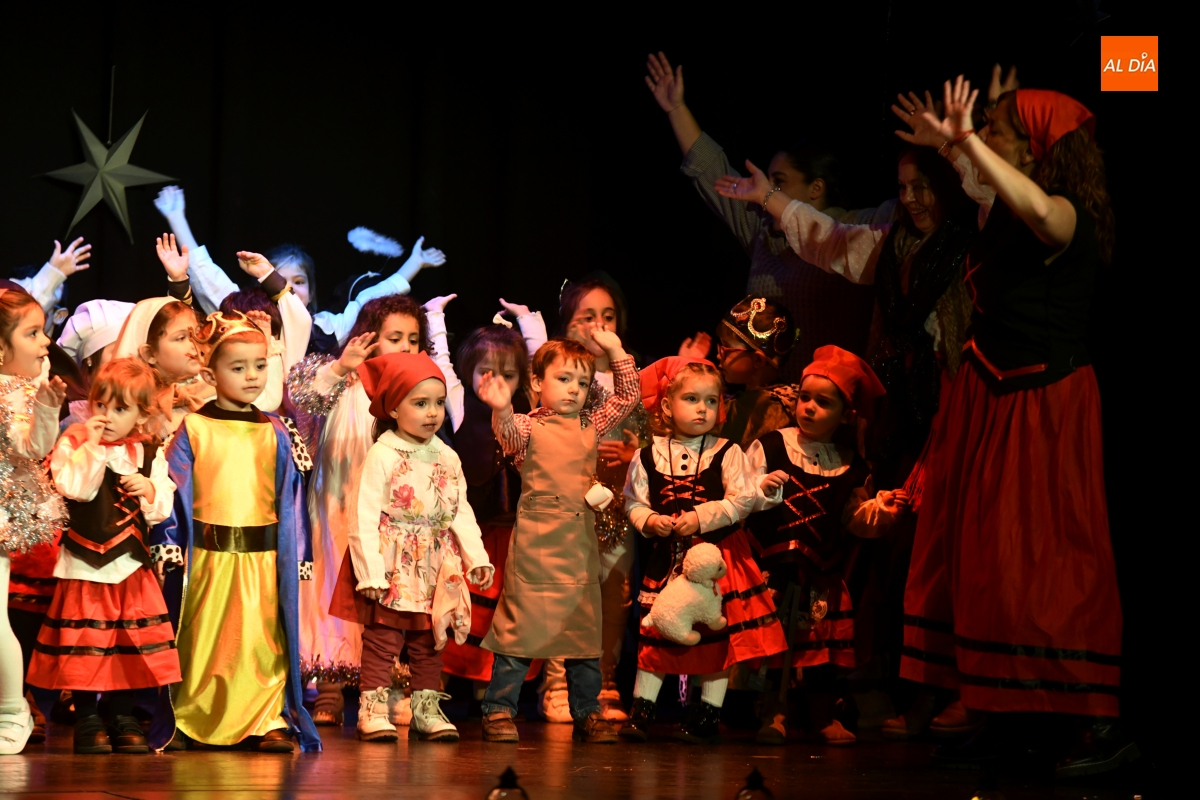 Misioneras – Santa Teresa lleva  espíritu navideño  Teatro Nuevo Fernando Arrabal