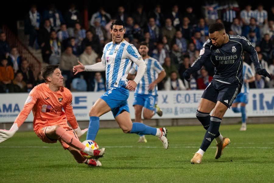 Mbappé y Lunin sostienen al Real Madrid de Xabi Alonso ante el sueño copero del Talavera de Sando y Toni García (2-3)