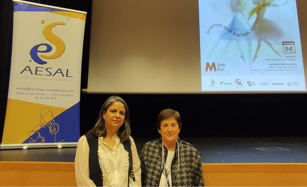 Empresarias de Salamanca donan 2.300€ a ASDEM tras su gala