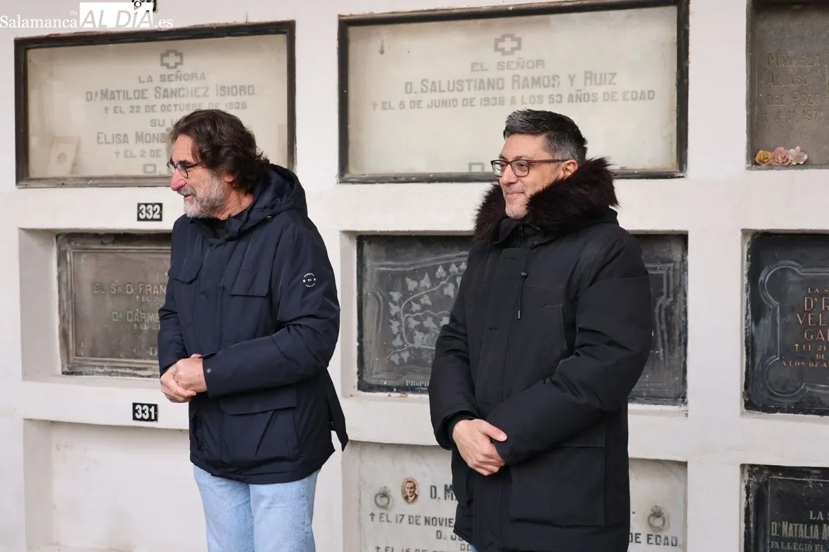 Homenaje a Unamuno en el cementerio San Carlos Borromeo de Salamanca. Fotos: David Sañudo