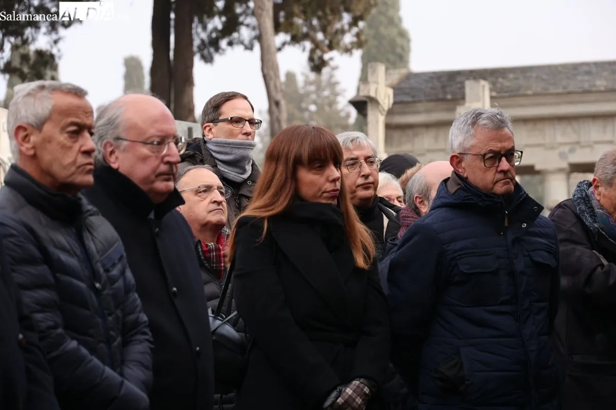 Homenaje a Unamuno en el cementerio San Carlos Borromeo de Salamanca. Fotos: David Sañudo