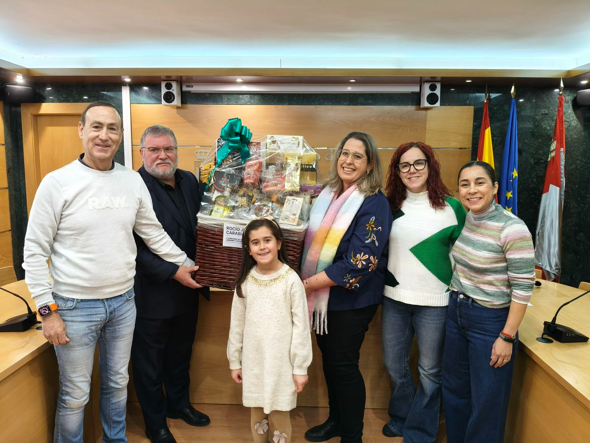 Premios decoración Navidad Carbajosa: Tu Estilo y Rocío ganan