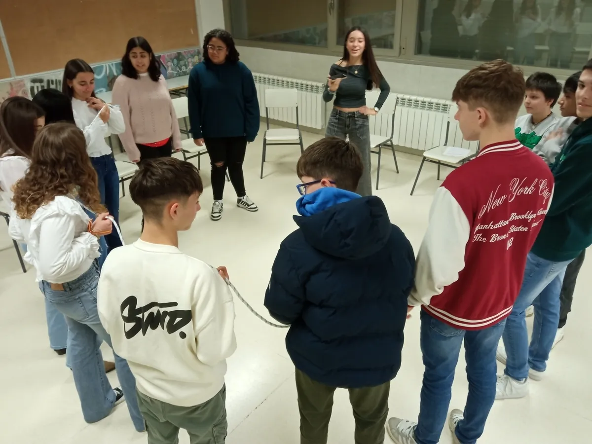 Yincana de juegos celebrada ayer viernes coordinada por Raquel García Sevillano