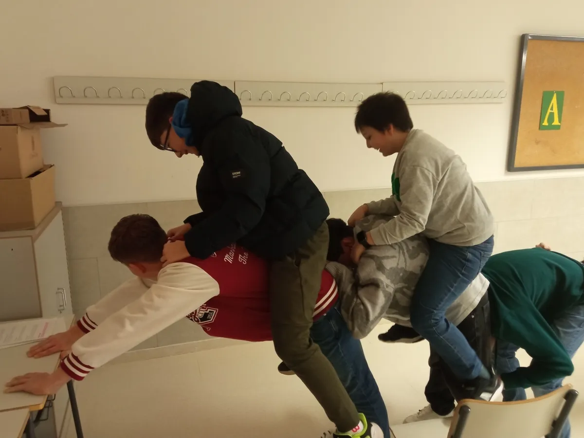 Yincana de juegos celebrada ayer viernes coordinada por Raquel García Sevillano