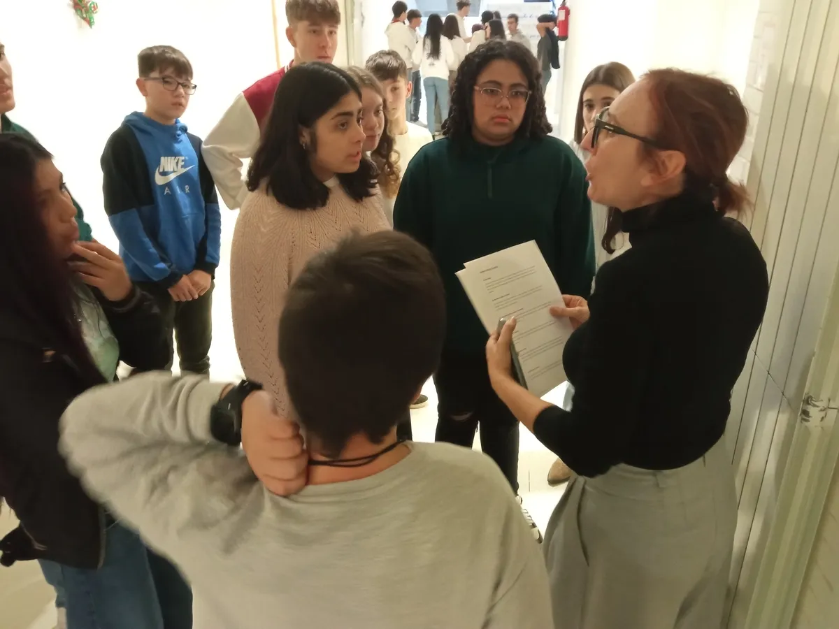 Yincana de juegos celebrada ayer viernes coordinada por Raquel García Sevillano