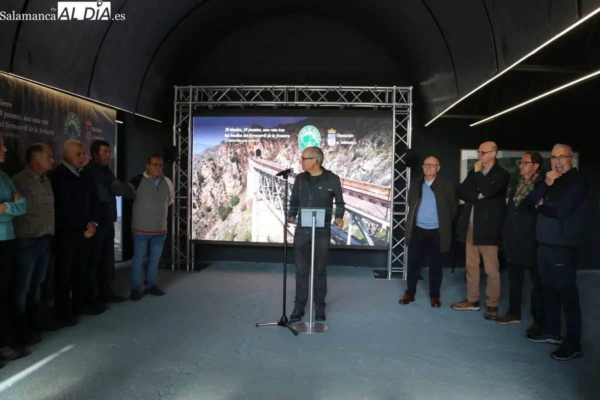 Presentación del tramo corto de Camino de Hierro en el muelle de Vega Terrón en La Fregeneda / CORRAL