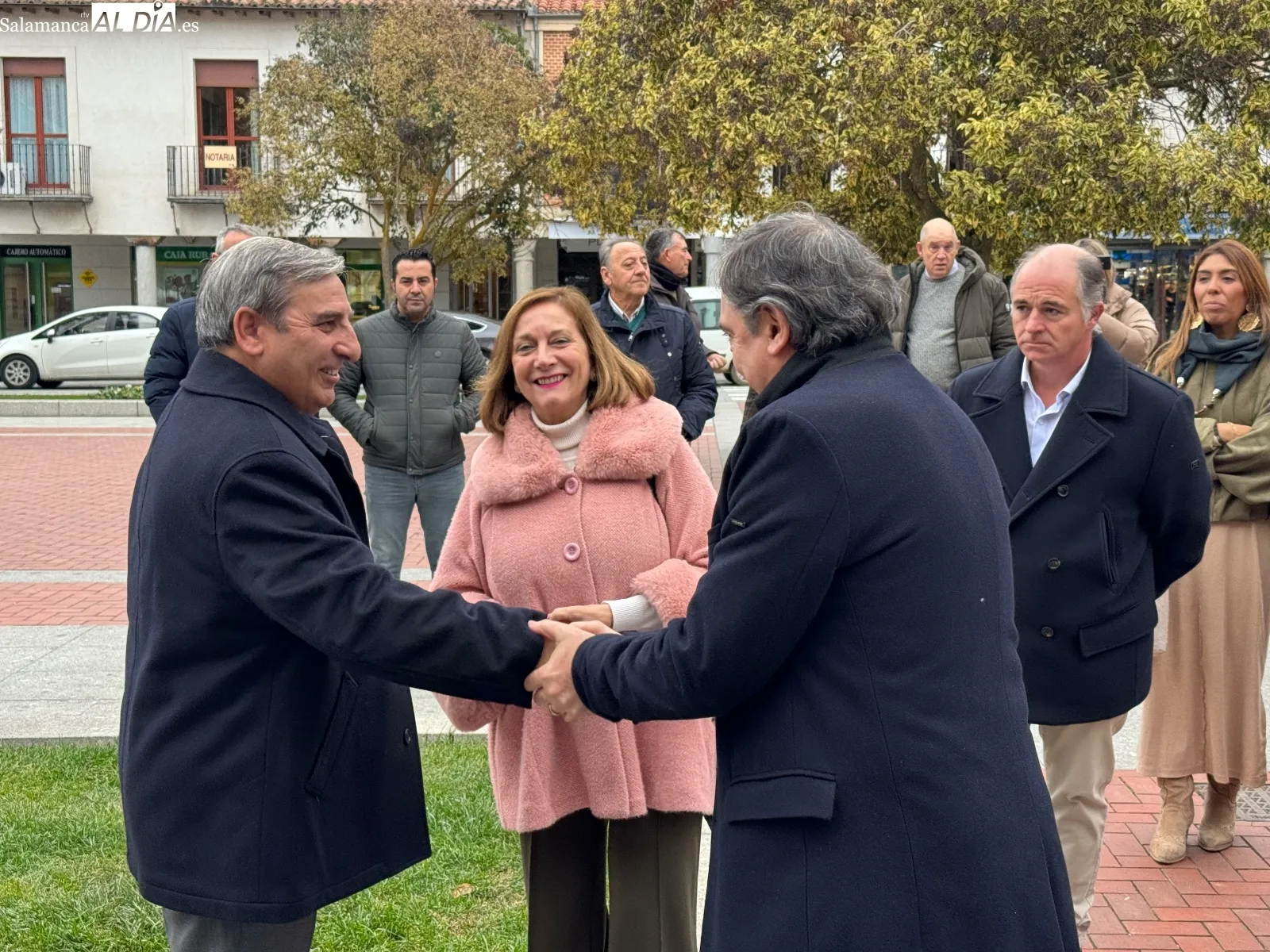 Foto 3 - La Junta presenta en Pe&ntilde;aranda la renovaci&oacute;n total de la carretera entre la ciudad y el l&iacute;mite con &Aacute;vila con 4,5 millones estimados