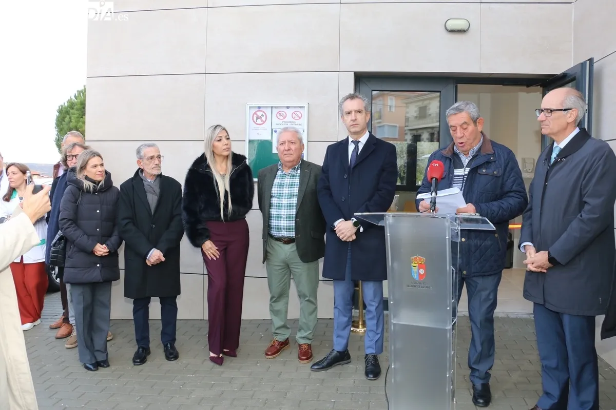Inauguración del subcentro de guardias médicas en Villarino de los Aires / CORRAL