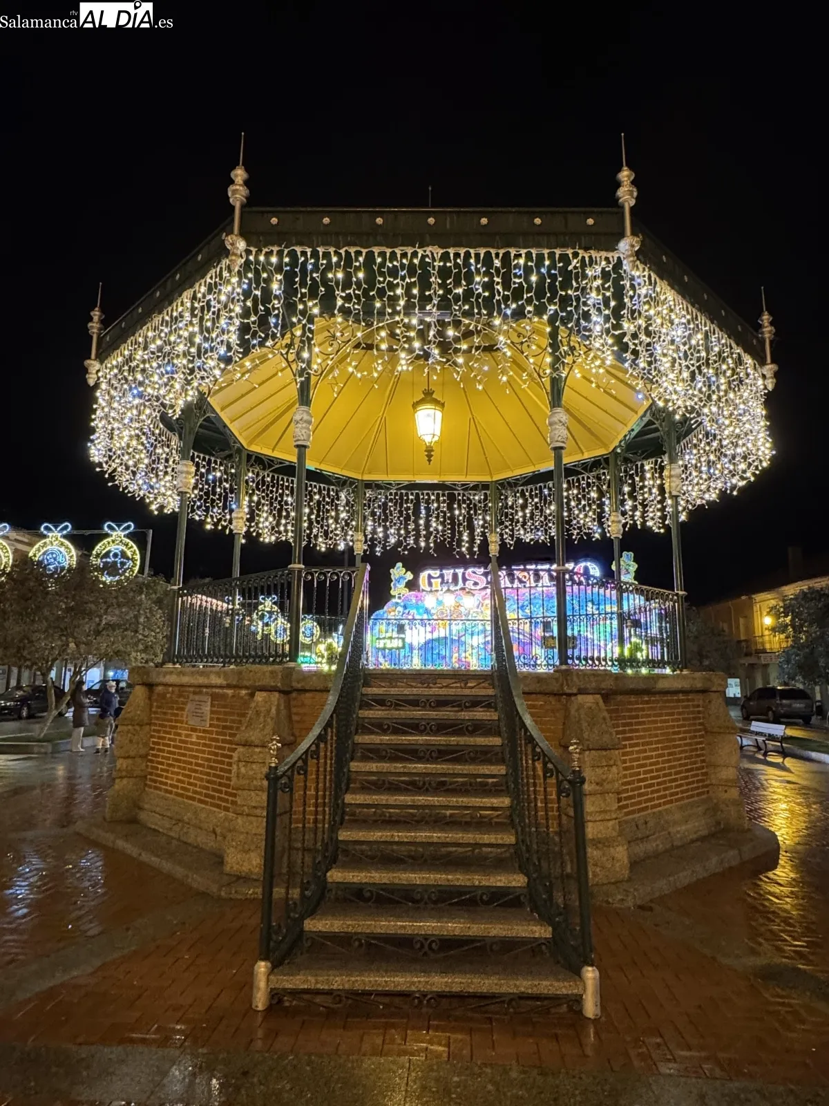 Foto 2 - Pe&ntilde;aranda enciende su Navidad