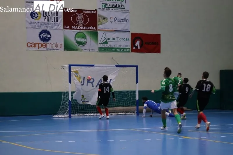 Foto 17 - FOTOS | El Piensos Dur&aacute;n Albense cae ante O Esteo en un duelo marcado por los errores defensivos (4-9)