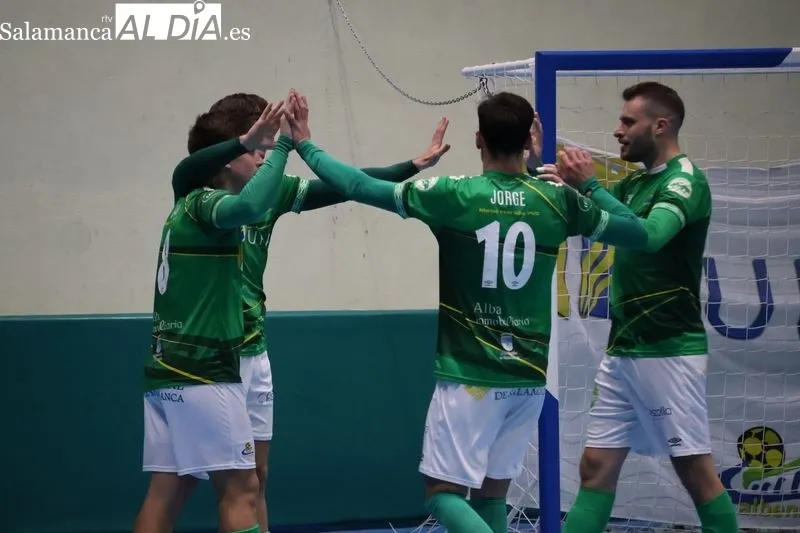 Foto 15 - FOTOS | El Piensos Dur&aacute;n Albense cae ante O Esteo en un duelo marcado por los errores defensivos (4-9)