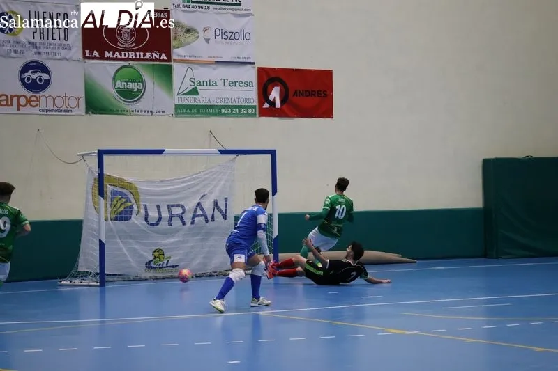 Foto 11 - FOTOS | El Piensos Dur&aacute;n Albense cae ante O Esteo en un duelo marcado por los errores defensivos (4-9)