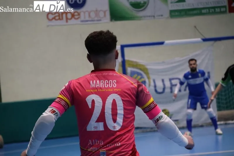 Foto 4 - FOTOS | El Piensos Dur&aacute;n Albense cae ante O Esteo en un duelo marcado por los errores defensivos (4-9)