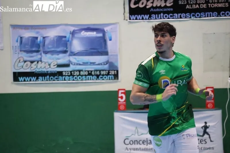 Foto 3 - FOTOS | El Piensos Dur&aacute;n Albense cae ante O Esteo en un duelo marcado por los errores defensivos (4-9)