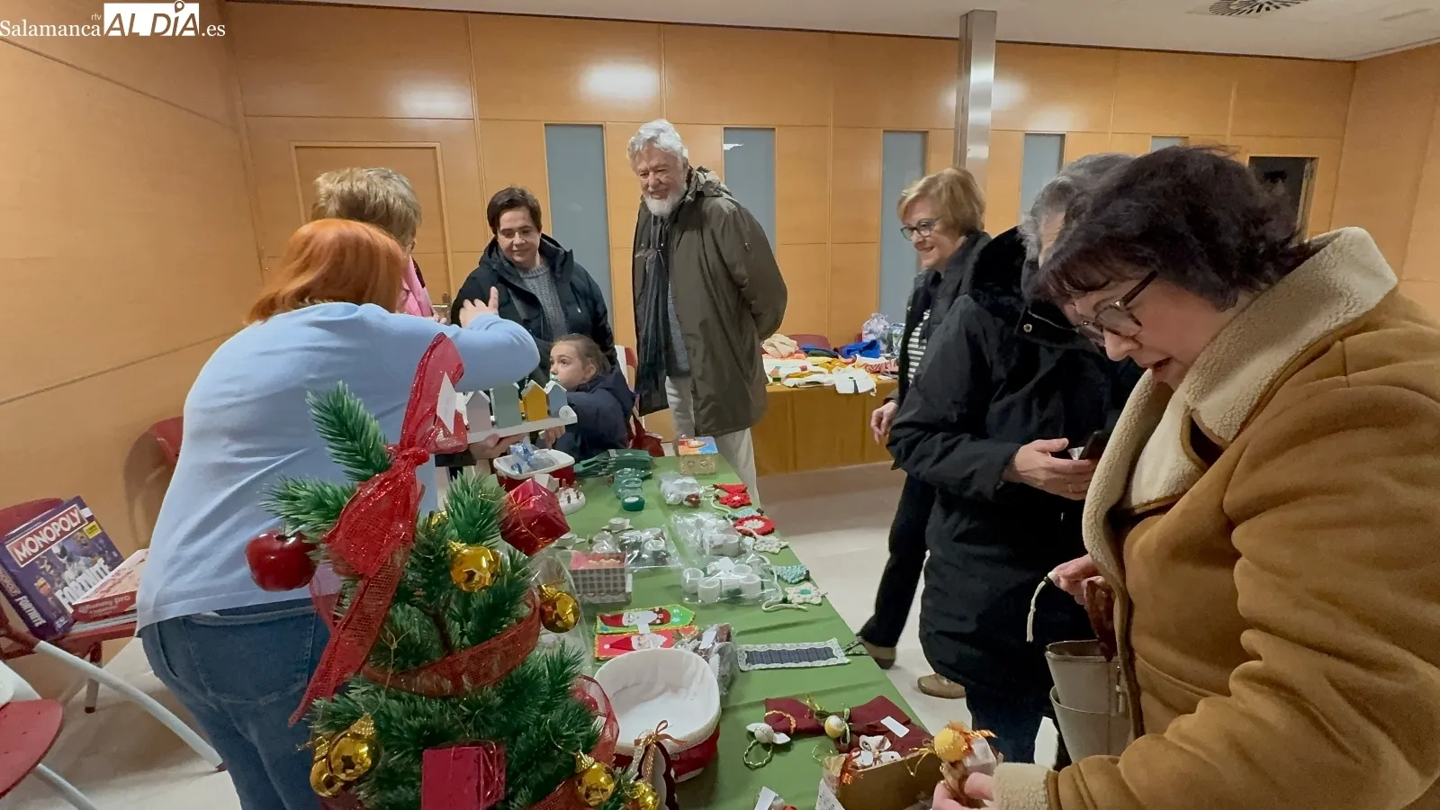 Foto 2 - El rastrillo solidario ampl&iacute;a sus d&iacute;as ante el &eacute;xito de p&uacute;blico