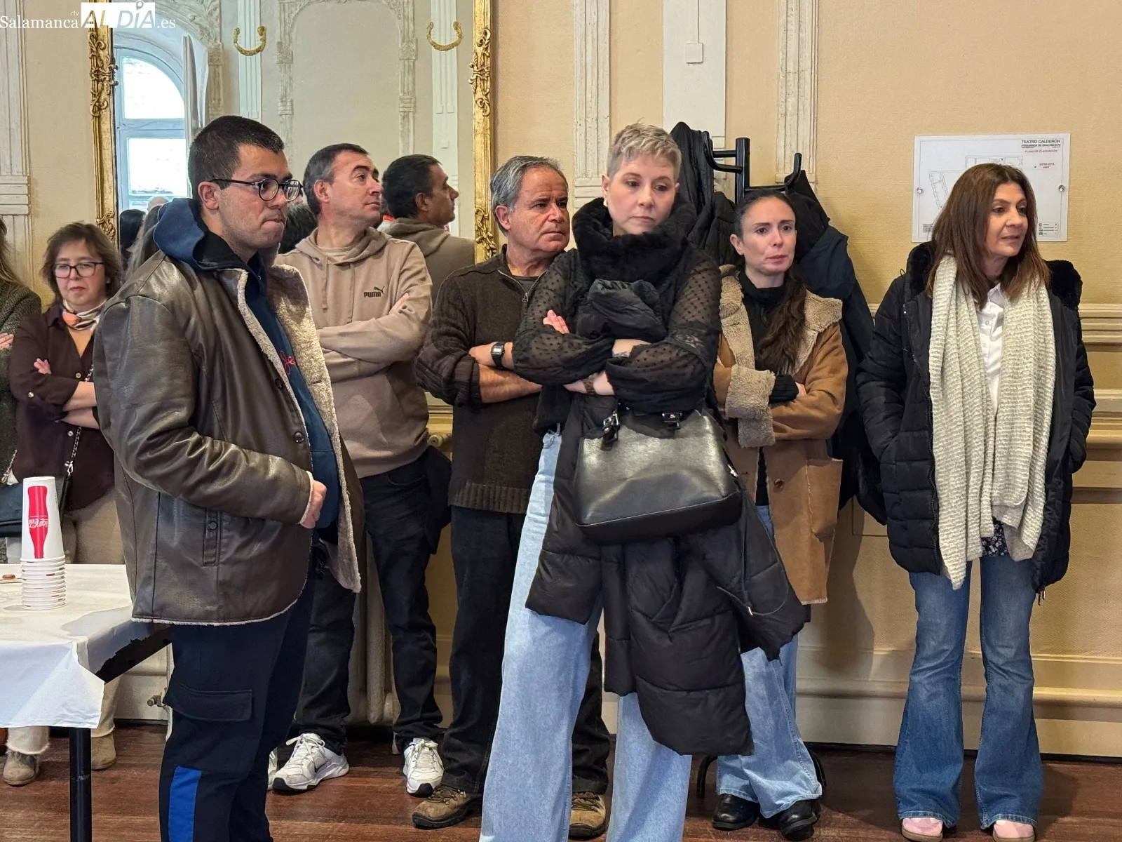 Foto 5 - Brindis y homenaje emocionados a los que se despiden por jubilaci&oacute;n, protagonistas del tradicional convite navide&ntilde;o del Ayuntamiento