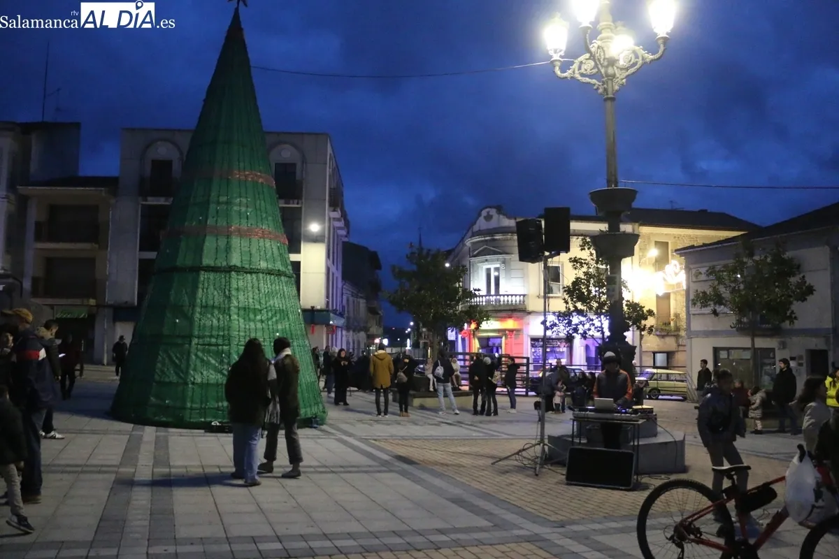 Vitigudino ya respira Navidad / REP. GRÁFICO: CORRAL