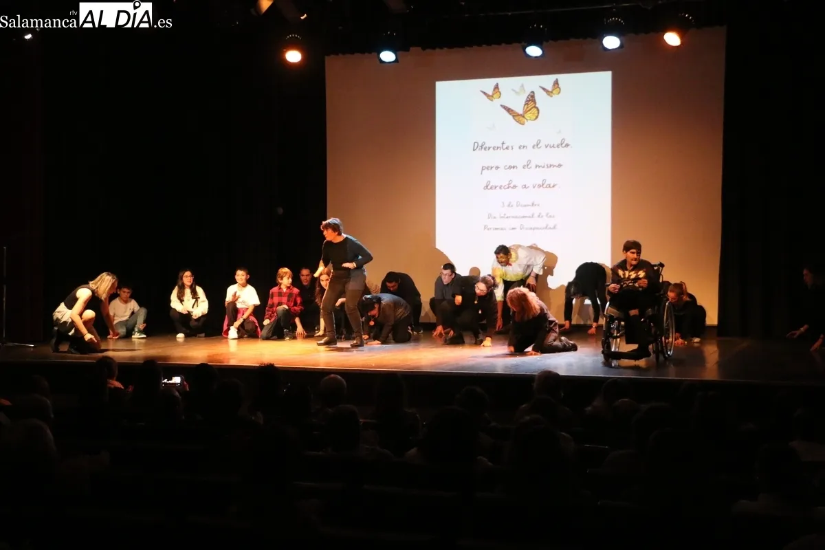 Gala 'Visibles' de Asprodes en Vitigudino / CORRAL