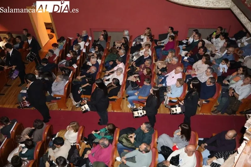 Foto 6 - V&Iacute;DEO | La Banda de M&uacute;sica de Alba de Tormes estrena un pasodoble dedicado a la cirujana Beatriz Montejo