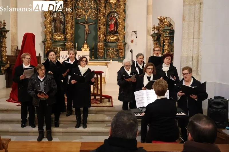 Foto 6 - Las Madres Isabeles invitan a recuperar la humildad frente al consumismo en el Preg&oacute;n de Navidad