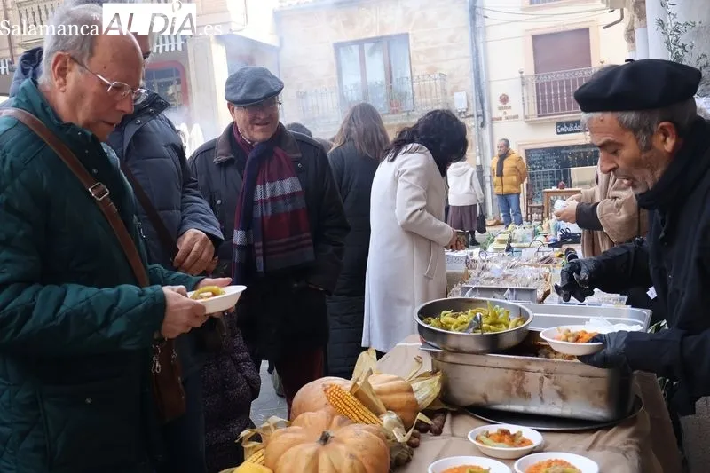 Foto 7 - El Bel&eacute;n Viviente llena de tradici&oacute;n y ambiente navide&ntilde;o las calles de Alba de Tormes